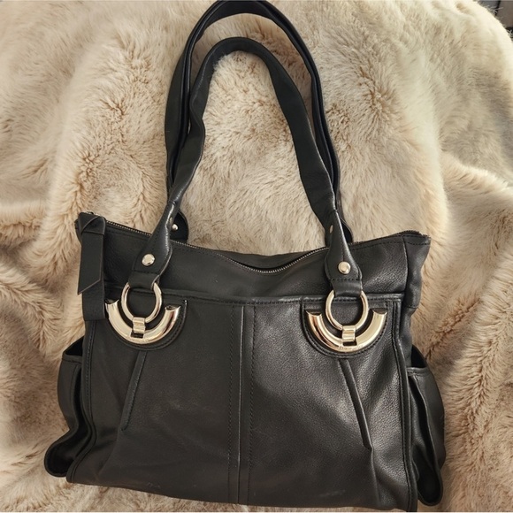 b. makowsky Handbags - b. makowsky Leather Black Purse Bag Sachtel like new